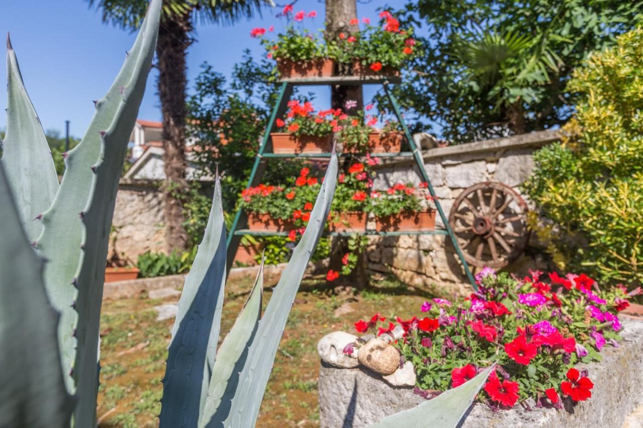 פונטנה Anamarija Apartments Near The Beach And The Fantastic Adria Sea With Over 10 Small Islands Close By מראה חיצוני תמונה