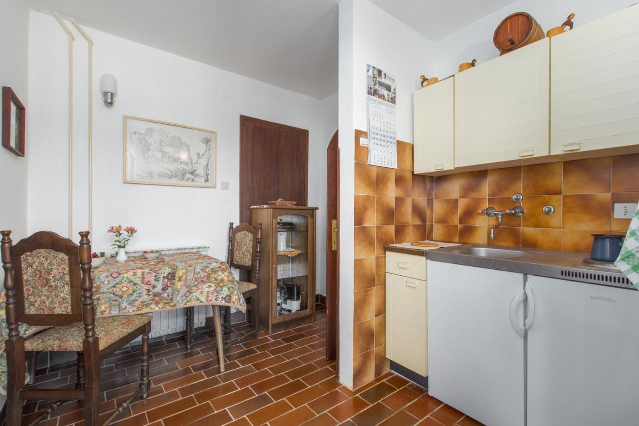 פונטנה Anamarija Apartments Near The Beach And The Fantastic Adria Sea With Over 10 Small Islands Close By מראה חיצוני תמונה